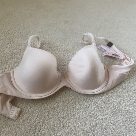 Victoria's Secret Other - Body by Victoria Lined Demi Bra